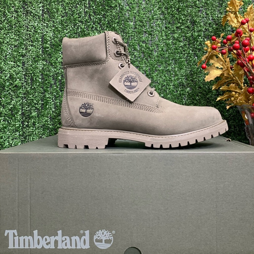 🆕 TIMBERLAND WOMEN'S 6-INCH PREMIUM WATERPROOF BOOTS